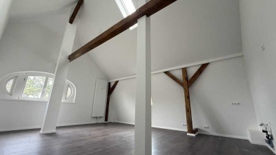 Exklusive 3-Zimmer-DG-Wohnung mit gehobener Innenausstattung in Frankfurt (Oder)