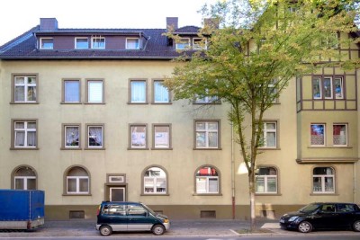 Großzügige 3 Zimmer Wohnung mit Balkon
