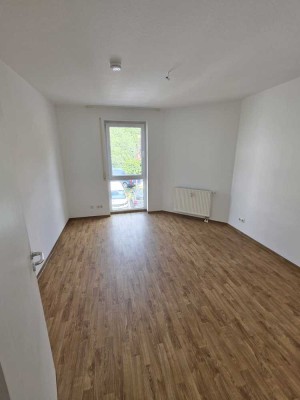 Barrierefreie Wohnungen für

"Senioren