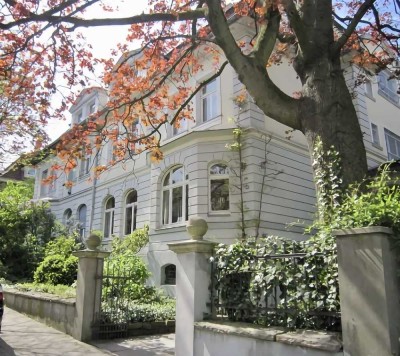 Außergewöhnliche Villa in Essen zum Wohnen und/oder Arbeiten