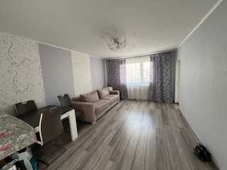 Drei Zimmer Eigentumswohnung Wolfsburg-Westhagen mit guter Raumaufteilung und EBK, Balkon verglast!