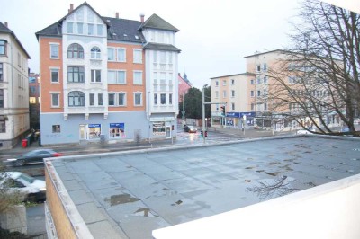 Vermietete 3 Zimmerwohnung mit Balkon, Stellplatz, Einbauküche & Fahrstuhl im Östlichen Ring