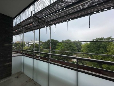 Geräumige 2,5-Zi.-Wohnung mit Balkon!