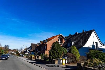 Freistehendes 2-Familienhaus in beliebter Wohnlage