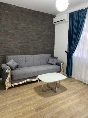 sanierte 2-Zimmer-Wohnung mit Balkon
