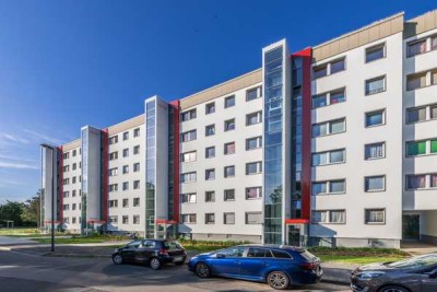 Frisch renovierte 3-Raum-Wohnung mit Aufzug!