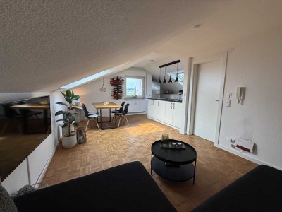 Helle Dachgeschosswohnung mit gehobener Ausstattung in Großheppach