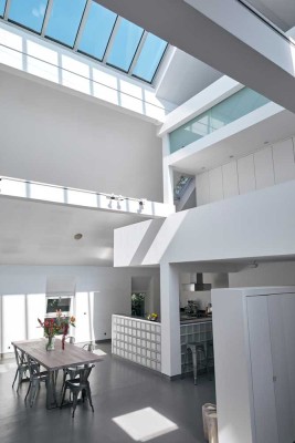 Minimalistisches Loft im Grünen vor den Toren Düsseldorf's - von privat