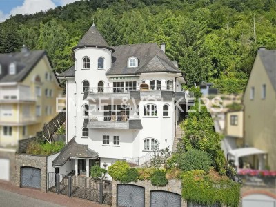 Exklusive Stadtvilla mit Privatsphäre und Panoramablick zur Reichsburg in bester Mosellage