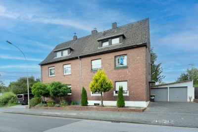 Zentral gelegenes Zweifamilienhaus mit großem Potenzial in Übach-Palenberg!