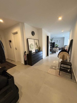 Moderne 3-Zimmer Neubau-Wohnung mit Terrasse und kleinen Garten in Beilstein