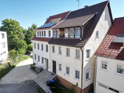 Attraktives Wohnhaus mit viel Platz in Metzingen nahe der Outletcity