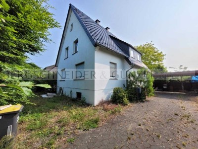 Zweifamilienhaus mit Anbau, Carport und großem Garten in Rietberg *provisionsfrei*