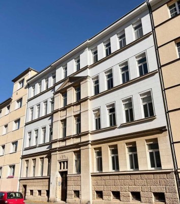 Außen Gründerzeit & Innen Neubau I Tageslichtbad mit Fenster I Einbauküche I Reudnitz I keine WG´s