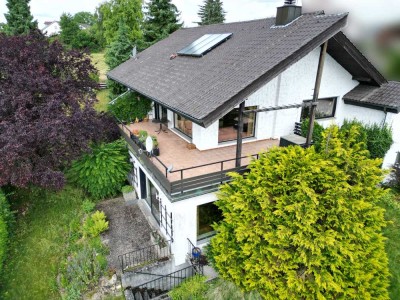 Einmaliger Ausblick inklusive – Großzügiges Wohnhaus mit Einliegerwohnung