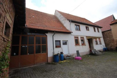 Ehemaliges Bauernhaus mit viel Platz für Ihre Wünsche