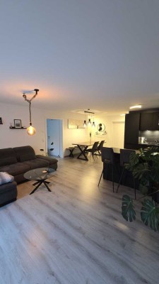 Neuwertige 3-Raum-Wohnung mit Balkon und Einbauküche in Neuhausen