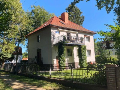 Top-Lage. Stilvolle 2 Familien Villa in Finkenkrug auf 960 qm Grundstück