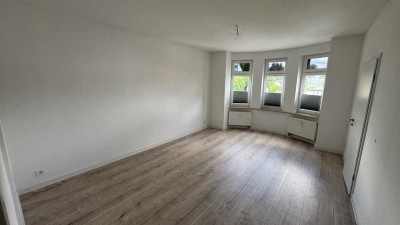 Nachmieter für attraktive 3-Raum-Wohnung mit großem Balkon und Stellplatz
