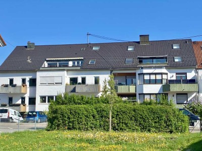 Exklusive 5-Raum-Maisonette-Wohnung mit gehobener Innenausstattung mit Balkon und EBK in Filderstadt
