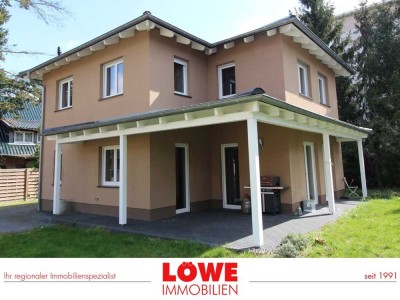 EXCLUSIV AUSGESTATTE Stadtvilla im begehrten „Flussviertel“ Ludwigsfelde!