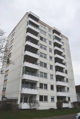 Bezugsfrei: Sehr gepflegte 3-Zimmer-Whg. mit großartigem Ausblick vom West-Balkon