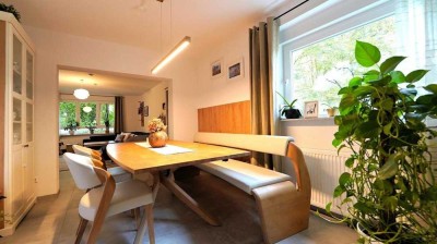 Modernes Wohngefühl - ein Traum in 4,5-Zimmern mit sehr großen Balkon & Garage u.v.m.!
