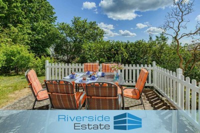 Rügen-Sellin| 
Traumhafte Ferienwohnung mit hochwertiger Einrichtung 
& eigener Terrasse!