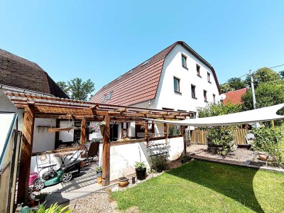 Charmantes, voll vermietetes Wohn- und Geschäftshaus 25 Minuten von Dresden entfernt