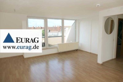 N-Bleiweiß: Großzügige 3-Zi-Whg (5.OG mit Aufzug) mit Balkon und Tageslichtbad
