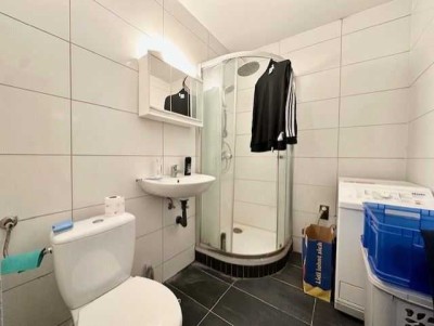 6,9% Nettorendite: Gepflegte 1-Zimmer-Wohnung mit großer Loggia & Stellplatz
