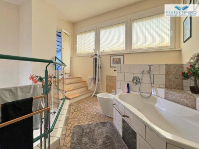 Extravaganter Wohntraum auf über 238 m² Wohnnutzfläche