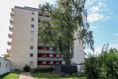 Ansprechender Zustand: 4-Zi.-ETW mit Garage in Elchingen-Thalfingen