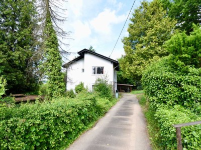 NEUER PREIS! Großzügiges Zweifamilienhaus in Idar-Oberstein