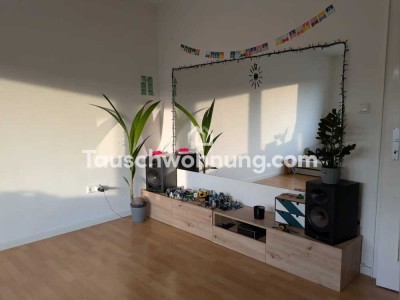 Tauschwohnung: Großflächige, helle 4-Zi. Wohnung mit Innenhof