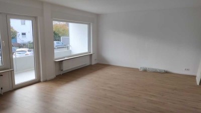 Erstbezug nach Sanierung: Moderne 4-Zimmer-Wohnung mit Südbalkon