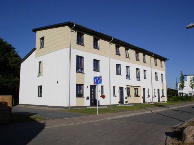 Reihenendhaus mit 5 Zimmern im schönen Neumühle, nahe dem Ostorfer See