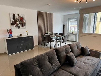 Moderne 2-Zimmer-Wohnung mit Balkon (89qm)