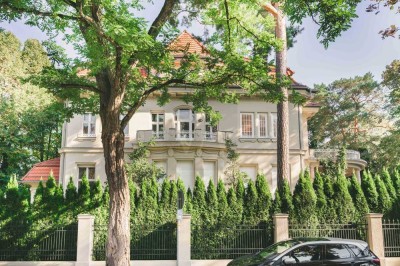 Jugendstil Juwel: Monumentales Seegrundstück in vornehmer Berliner Grunewald Lage