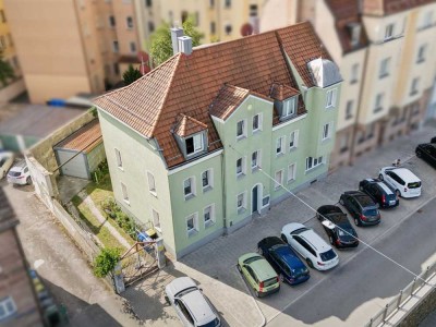 Umfangreich renoviertes, voll vermietetes Mehrfamilienhaus mit Vollwärmeschutz in Nürnberg-Schweinau