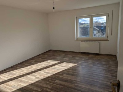 Herrliche 3,5-Zimmer-Obergeschosswohnung mit großer Dachterrasse in Gerolsbach zu vermieten!