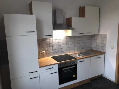 Chemnitz: Schöne Wohnung auf Wunsch mit Einbauküche zu vermieten!