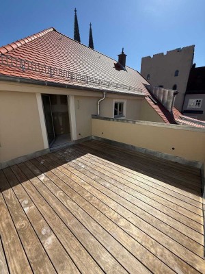 *Erstbezug* Stilvolle 4-Zimmer-Maisonette mit Dachterrasse im Herzen der Regensburger Altstadt- WE10