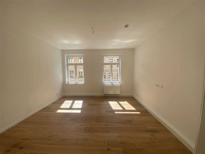südl. Innenstadt* Zweitbezug* helle 2-Zi-Whg. mit Balkon*Wohnküche mit EBK* Tageslichtbad