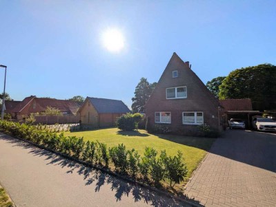 Modernisiertes Einfamilienhaus mit Ferienhaus und Baugrundstück in Apen-Augustfehn II