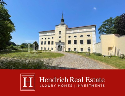 Repräsentatives Barockes Wohnschloss - zusätzlich erwerbbare Gebäude und Grundfläche