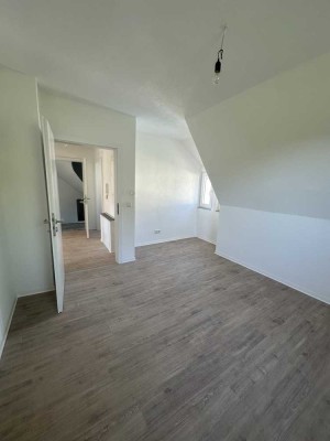 Moderne 4-Zimmer-Wohnung zur Miete – Erstbezug nach Kernsanierung in Siegen Weidenau