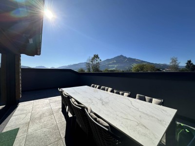Maisonette-Dachgeschoss mit Dachterrasse &amp; atemberaubenden Panoramablick, Whirlpool &amp; Sauna