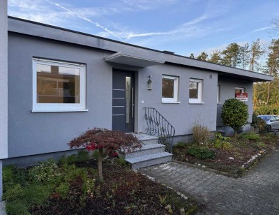 Von Privat: Erstbezug nach umfassender Sanierung – Charmantes Reihenendhaus mit Garten und Garage