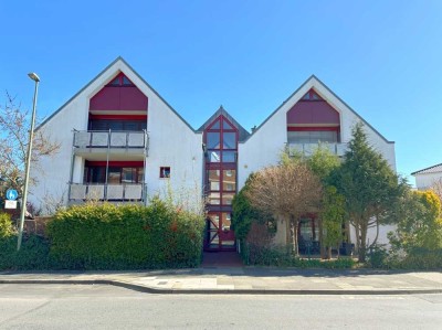 Bezugsfreie Wohnung mit Balkonen und Carport